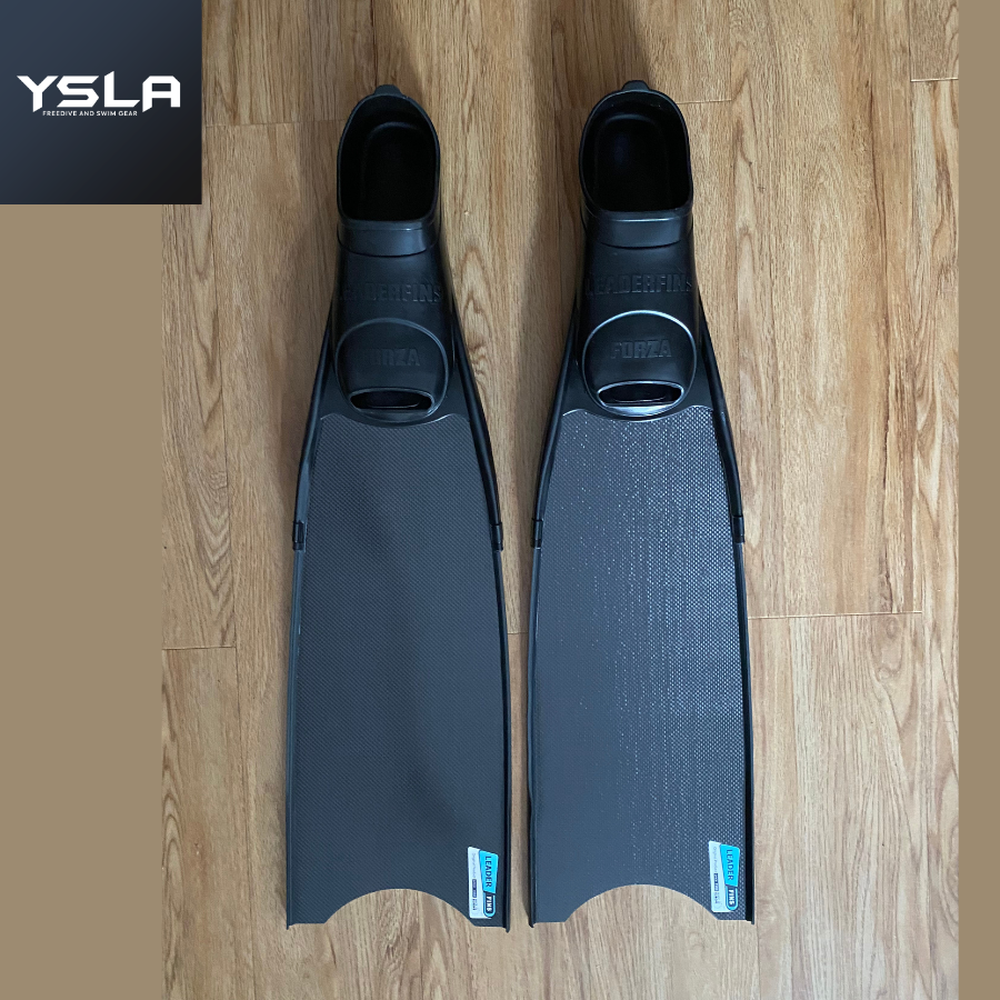 Medium Stiffness Leaderfins Pure Carbon 60cm Short Freedive Fins