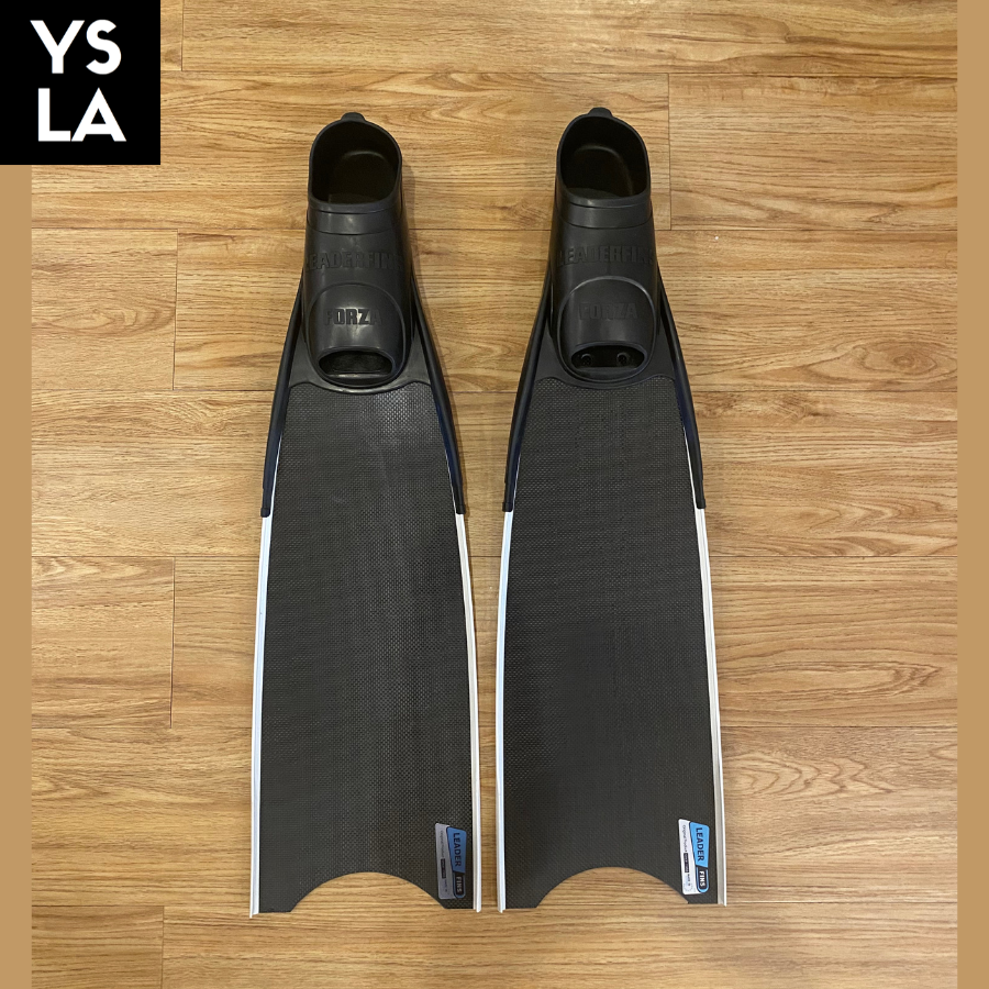 Medium Stiffness Leaderfins Pure Carbon 60cm Short Freedive Fins